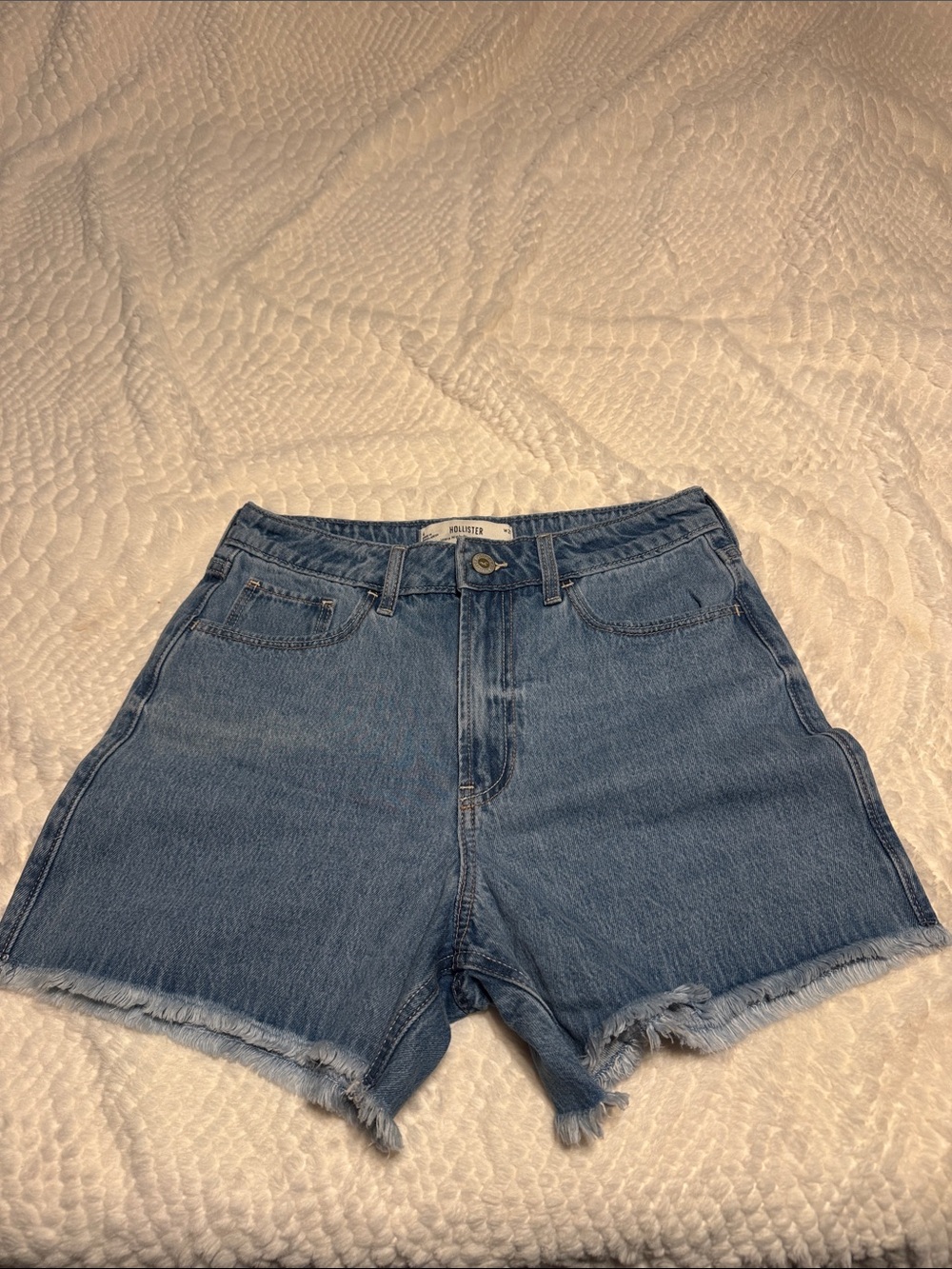 Hollister High-Rise Frayed Hem Jean Shorts - Medium Blue